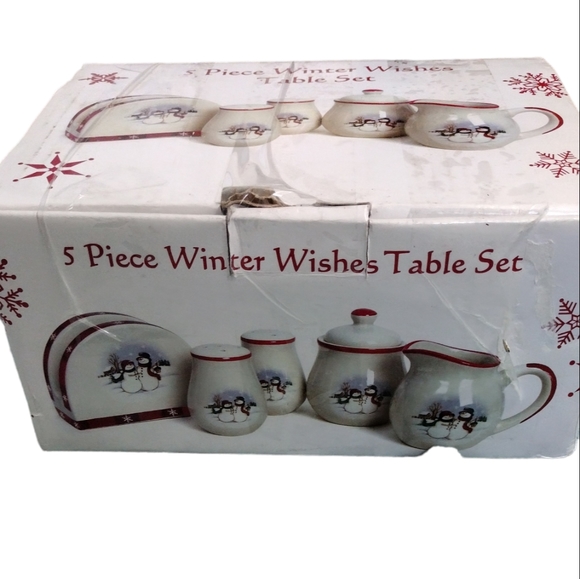Dolgencorp 5 Piece Winter Wishes‎ Table Set NEW - Picture 3 of 10